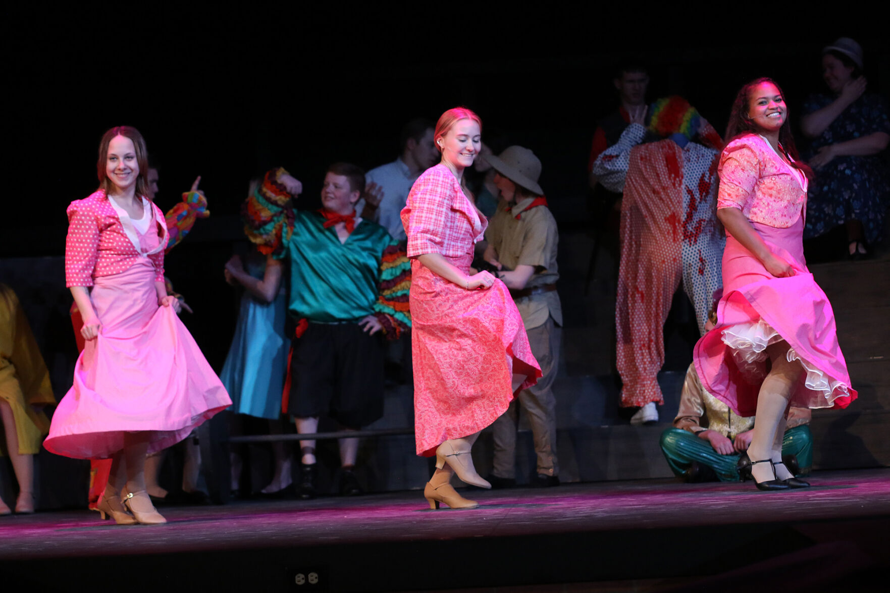 SHSBigFish04062201.jpg